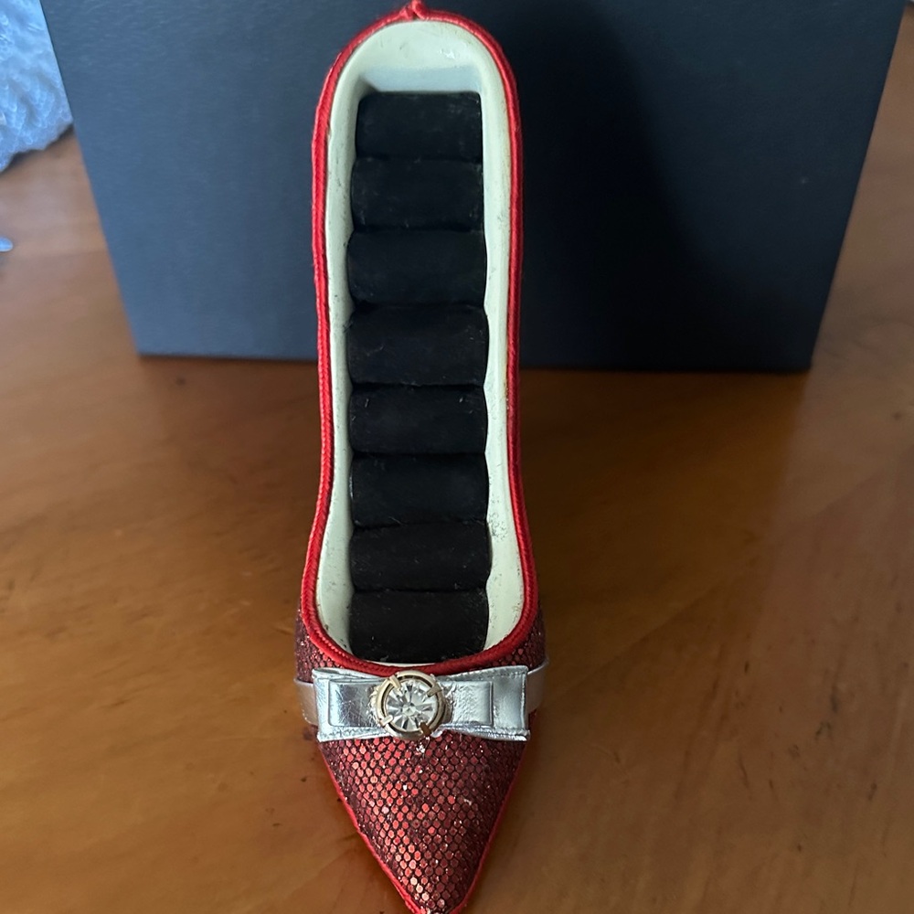 RINGS HOLDER Red Sequin Pointed Toe Women’s Flat with Silver Bow Accent